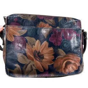 Patricia Nash Purse Peruvian Collection Crossbody Leather Hand Painted Preowned